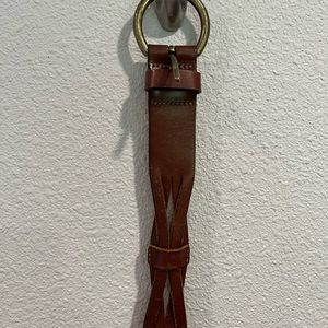 Leather belt XL  Brown interesting woven design. Round brass buckle.